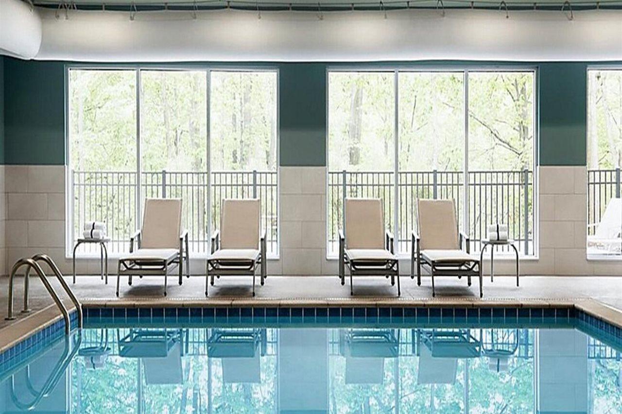 Holiday Inn Express And Suite Manitou Spring Маниту-Спрингс Экстерьер фото