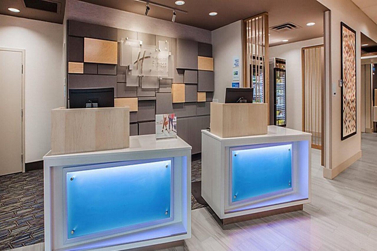 Holiday Inn Express And Suite Manitou Spring Маниту-Спрингс Экстерьер фото